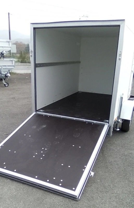 Furgoneta Boro F752413 RAMPA H150 12WGOT2030 Peso 750 kg Nf