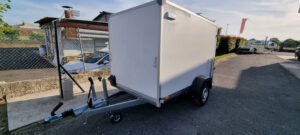 Remolque furgoneta BORO F2513P – capacidad 750 kg
