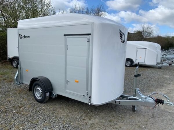 remolque Debon Roadster 300